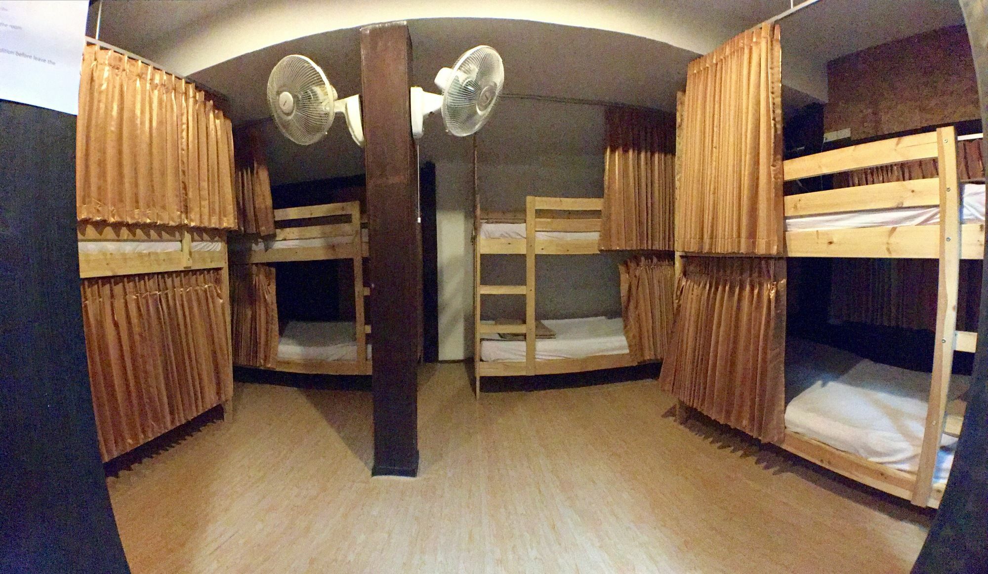 Jao Hostel & Cafe Chiang Mai Eksteriør bilde