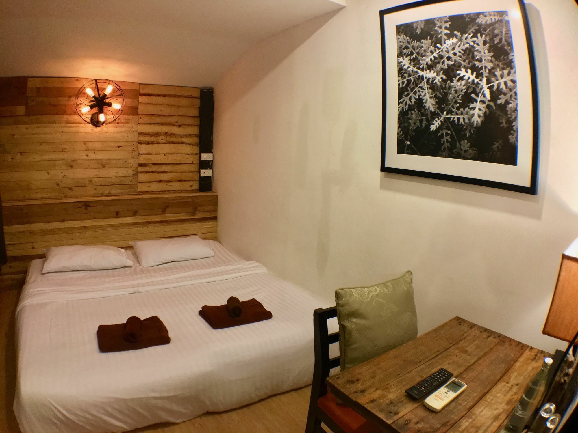 Jao Hostel & Cafe Chiang Mai Eksteriør bilde